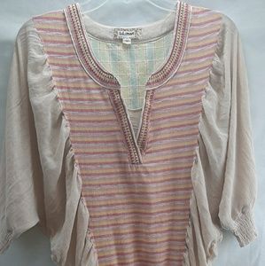 Lulumari top size m clean .